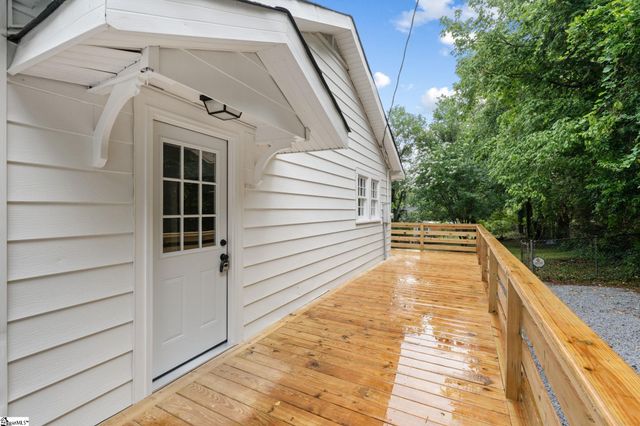 102 Aladdin Street, Greenville, SC 29609