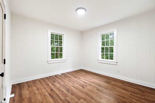 102 Aladdin Street, Greenville, SC 29609