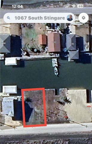 1167 N Stingaree Drive, Crystal Beach, TX 77650