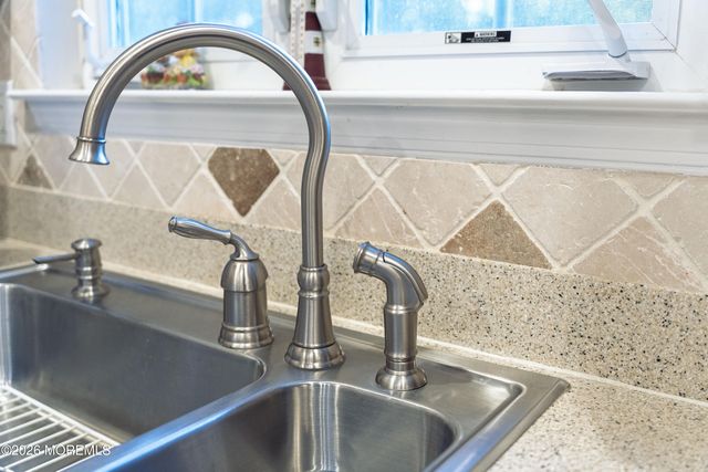 39 Rodeo Drive, West Creek, NJ 08092