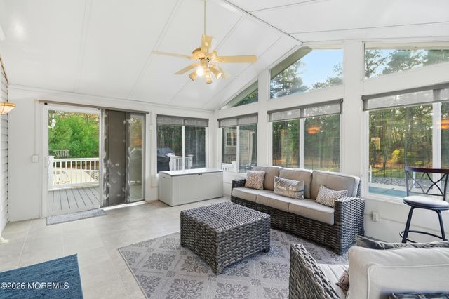 39 Rodeo Drive, West Creek, NJ 08092