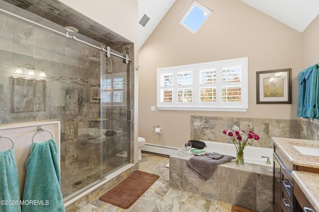 39 Rodeo Drive, West Creek, NJ 08092