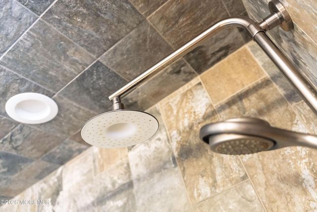 39 Rodeo Drive, West Creek, NJ 08092