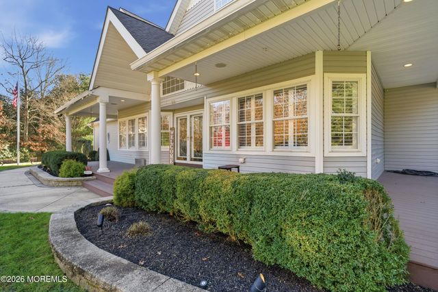 39 Rodeo Drive, West Creek, NJ 08092