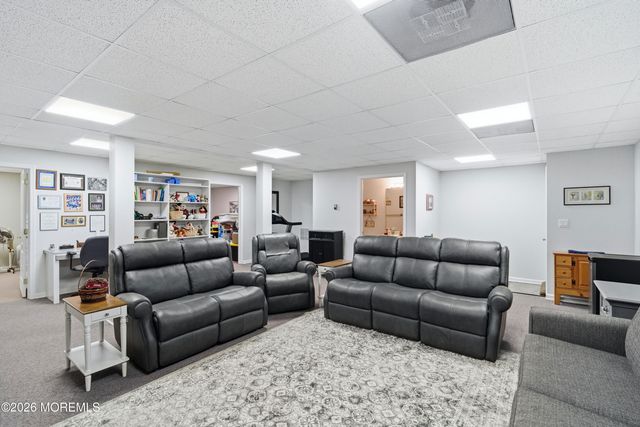 39 Rodeo Drive, West Creek, NJ 08092