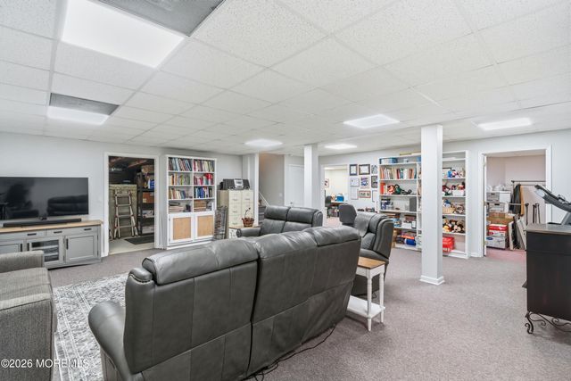 39 Rodeo Drive, West Creek, NJ 08092