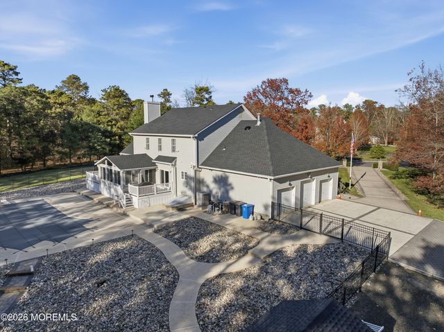 39 Rodeo Drive, West Creek, NJ 08092