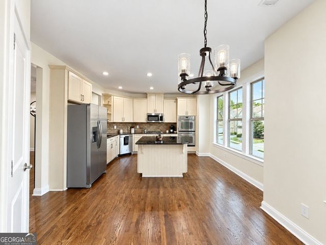 2118 Westhill Drive SE, Smyrna, GA 30080