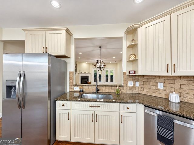2118 Westhill Drive SE, Smyrna, GA 30080