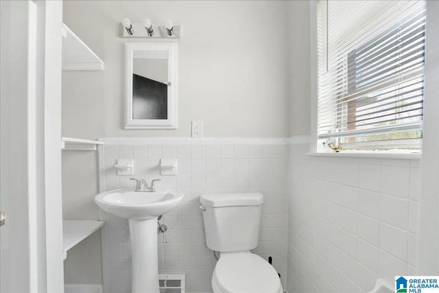 117 10TH COURT W, Birmingham, AL 35204