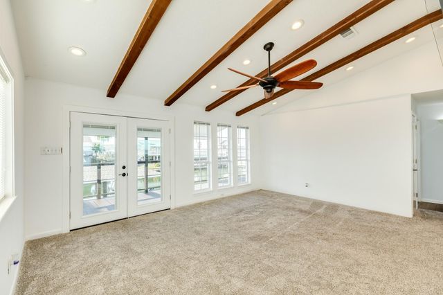 1301 Blue Heron Street, Bayou Vista, TX 77563