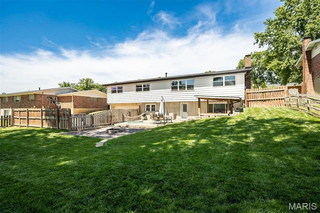 4754 Gatesbury Drive, Concord Village, MO 63128