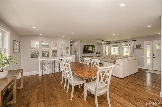 4754 Gatesbury Drive, Concord Village, MO 63128