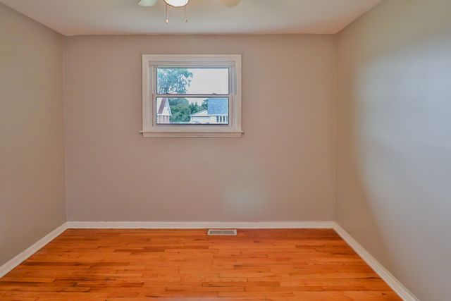 7119 Stanford Drive, Bridgeview, IL 60455