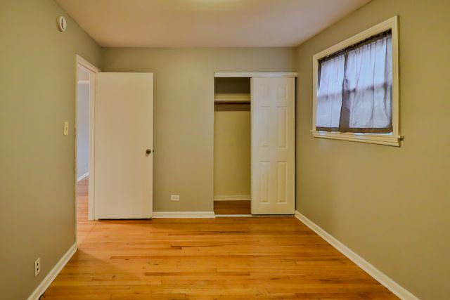 7119 Stanford Drive, Bridgeview, IL 60455