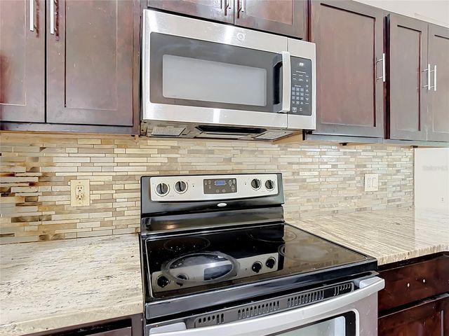 5518 SANDY HILL DRIVE, Orlando, FL 32821