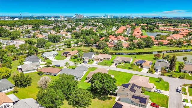 5518 SANDY HILL DRIVE, Orlando, FL 32821