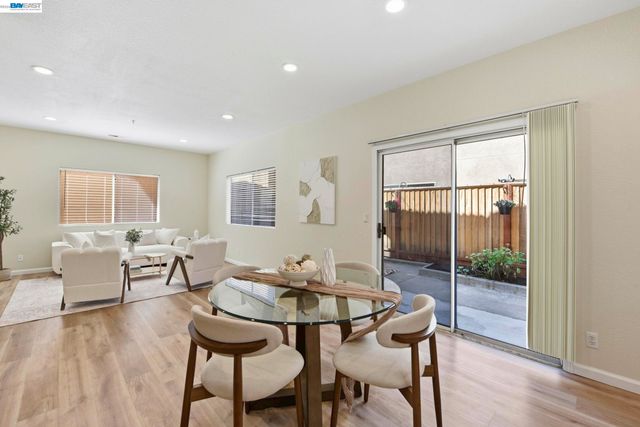 1085 La Brea Ter, Union City, CA 94587