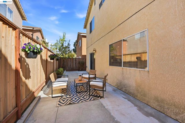 1085 La Brea Ter, Union City, CA 94587