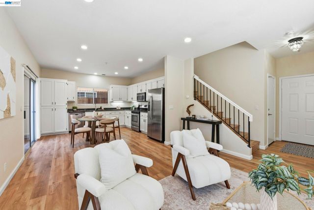 1085 La Brea Ter, Union City, CA 94587