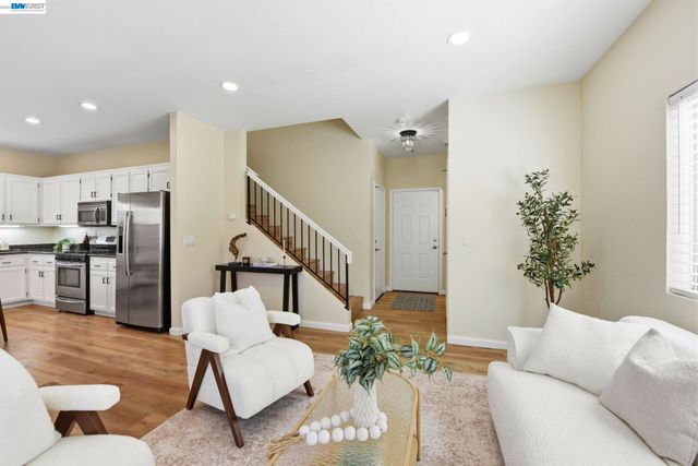 1085 La Brea Ter, Union City, CA 94587