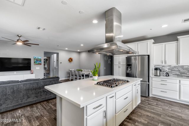 12773 W CARAVEO Place, Peoria, AZ 85383