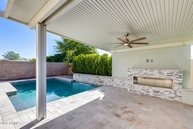 12773 W CARAVEO Place, Peoria, AZ 85383