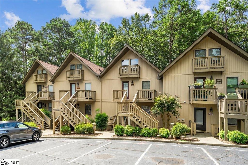 700 Captains Cove Court Unit 6, Salem, SC 29676