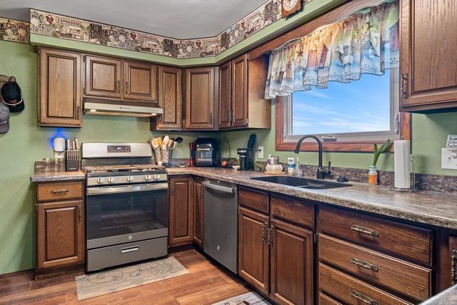 N2737 Welk Road, Markesan, WI 53946