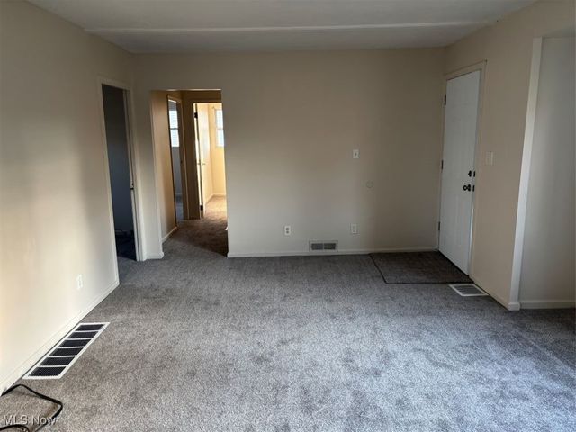 1820 Midway Avenue NE, Canton, OH 44705