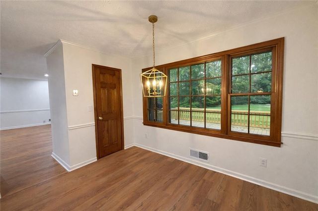 807 Oak Bridge Lane, Fayetteville, GA 30214