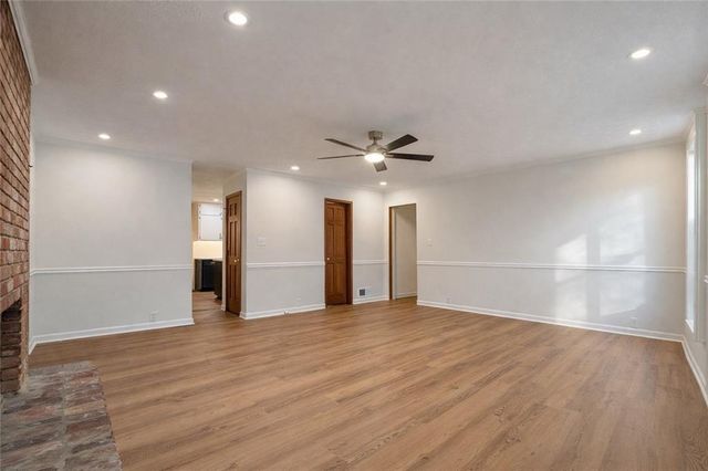 807 Oak Bridge Lane, Fayetteville, GA 30214