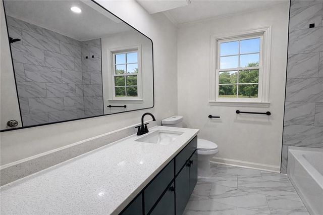 807 Oak Bridge Lane, Fayetteville, GA 30214