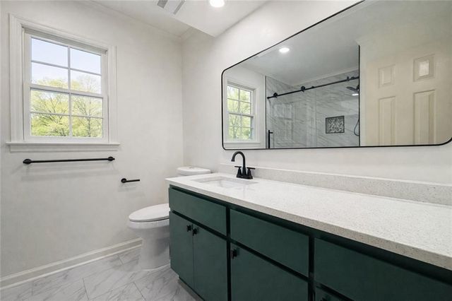 807 Oak Bridge Lane, Fayetteville, GA 30214