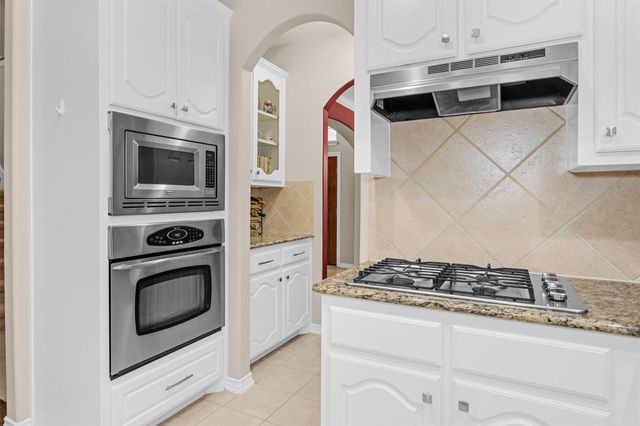3234 Abbott Lakes Lane, Spring, TX 77386