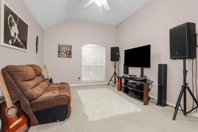 3234 Abbott Lakes Lane, Spring, TX 77386