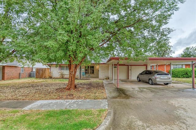 208 NE 18th Street, Moore, OK 73160
