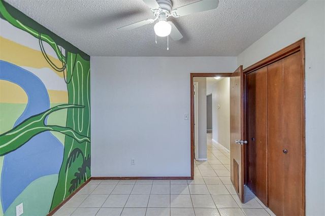 208 NE 18th Street, Moore, OK 73160