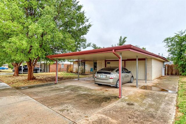 208 NE 18th Street, Moore, OK 73160