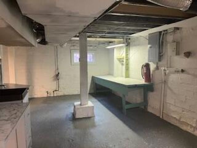 145 CARTER LAKE CLUB, Carter Lake, IA 51510