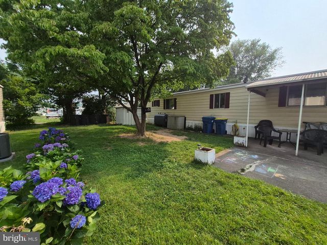 7313 HANSBURY DR, Morrisville, PA 19067