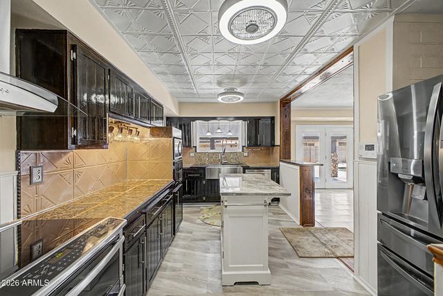 11033 W ALABAMA Avenue, Sun City, AZ 85351