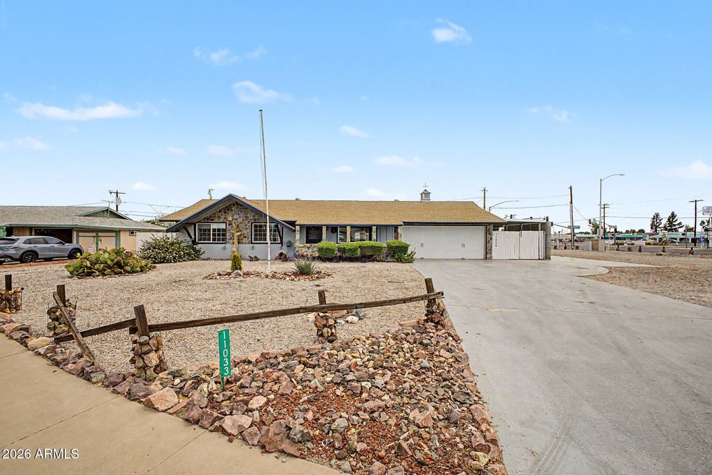 11033 W ALABAMA Avenue, Sun City, AZ 85351