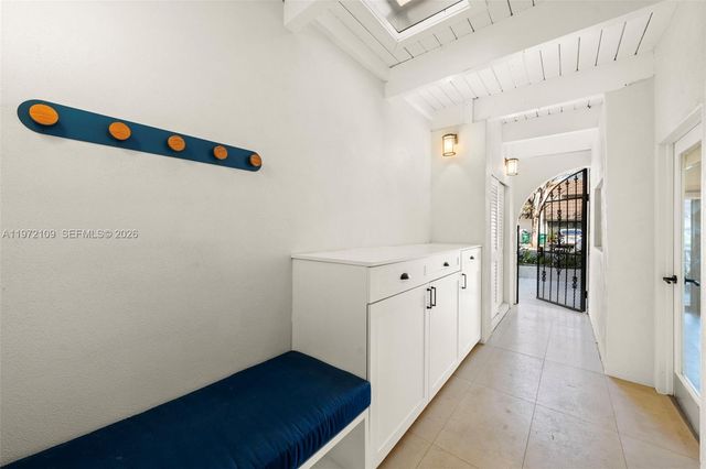 9002 SW 62nd Ter 7-D, Miami, FL 33173