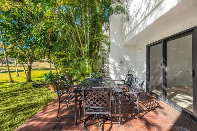 9002 SW 62nd Ter 7-D, Miami, FL 33173