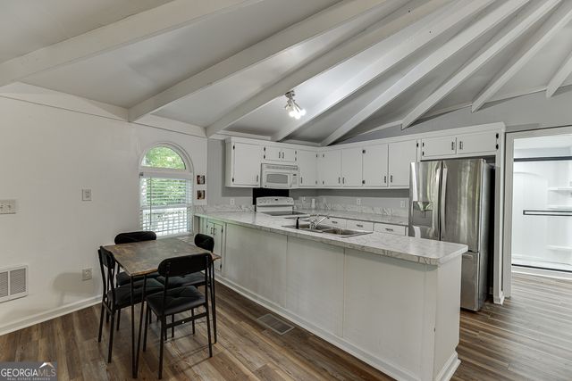 6440 Dogwood Way, Gainesville, GA 30506