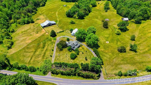 301 Corinth Church Circle, Casar, NC 28620