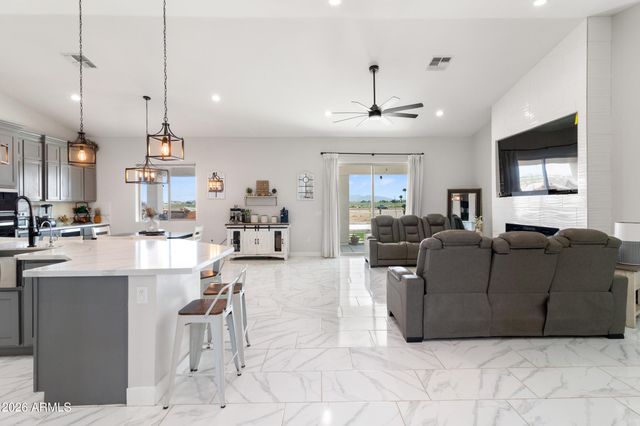 23622 W PASSEO Way, Buckeye, AZ 85326