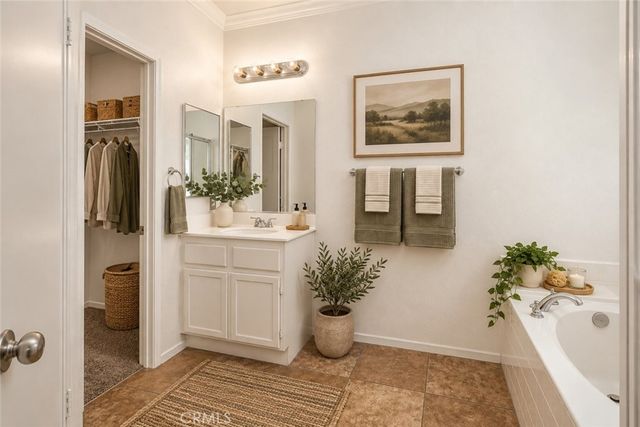 182 La Amistad, Hemet, CA 92545