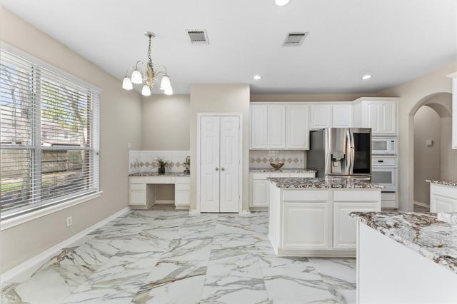 91 S Downy Willow Circle, Spring, TX 77382